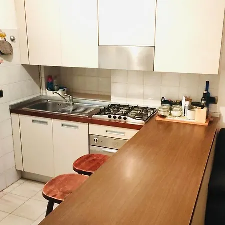 Flats In Navigli District דירה מילאנו